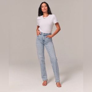 Ultra High Rise 90s Straight Jean